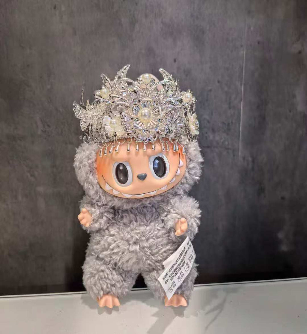 👑 Labubu Royal Crown – Silver Filigree Pearl Edition