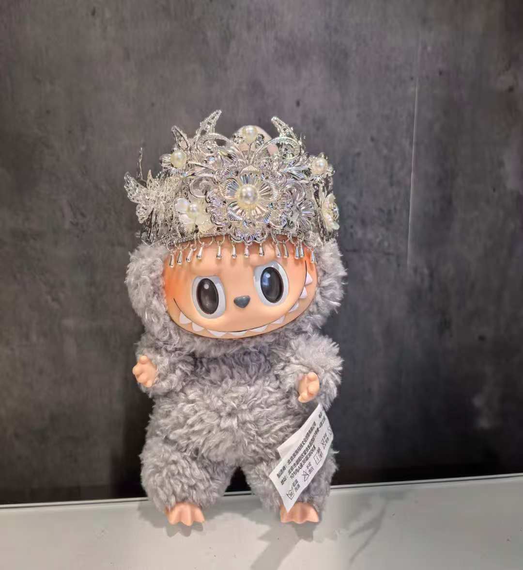 👑 Labubu Royal Crown – Silver Filigree Pearl Edition